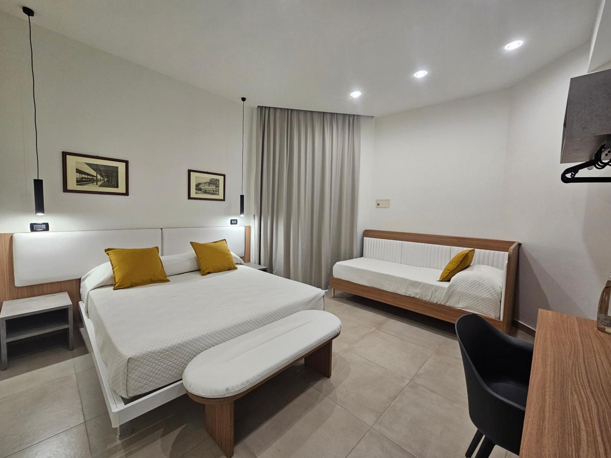 Villa Iris Giardini-Naxos Kültér fotó