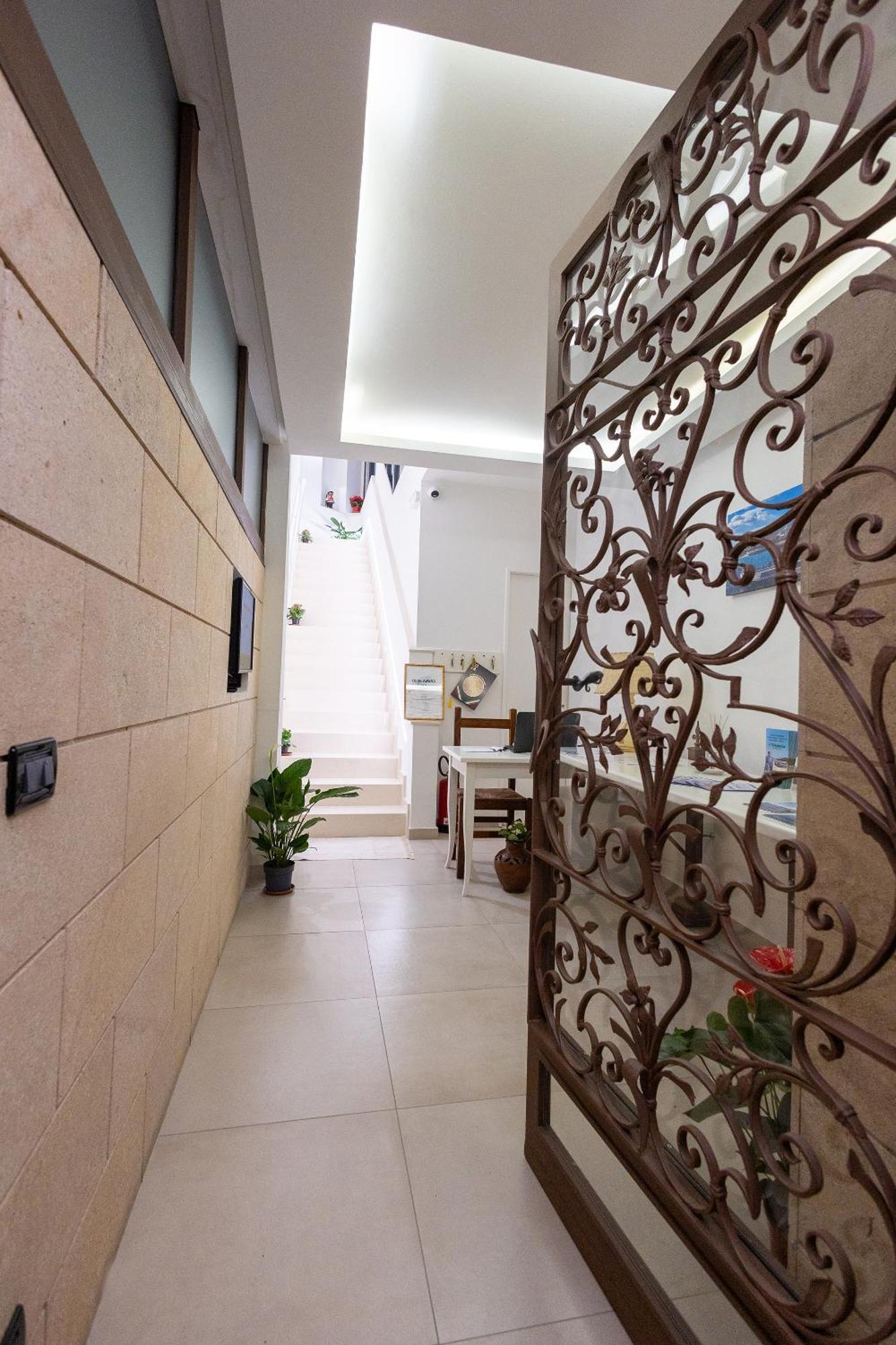 Villa Iris Giardini-Naxos Kültér fotó