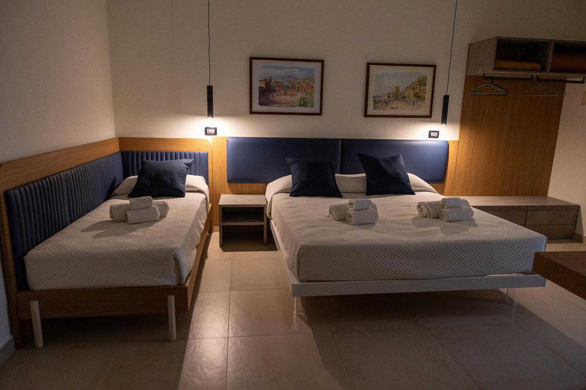 Villa Iris Giardini-Naxos Kültér fotó