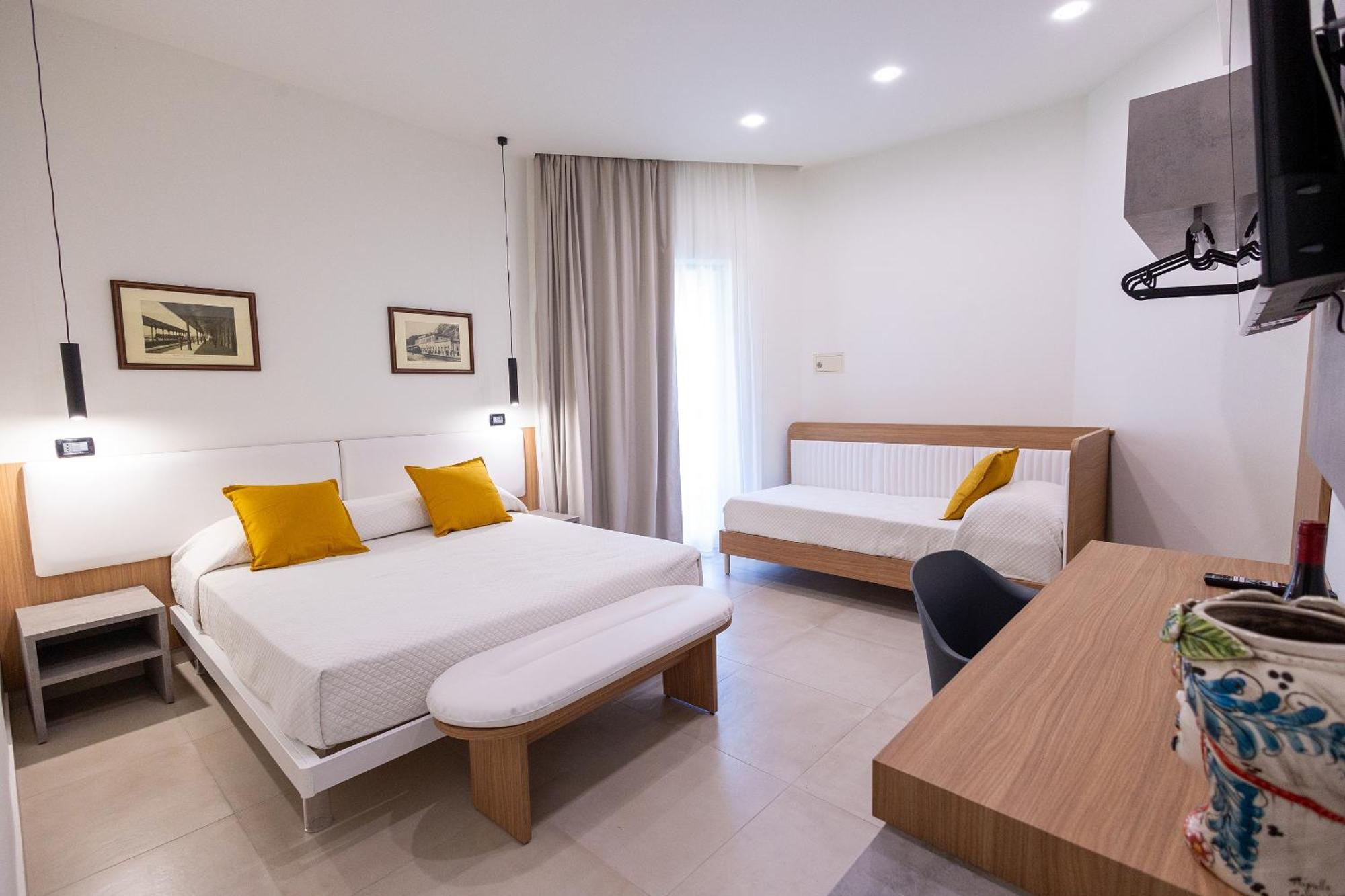 Villa Iris Giardini-Naxos Kültér fotó