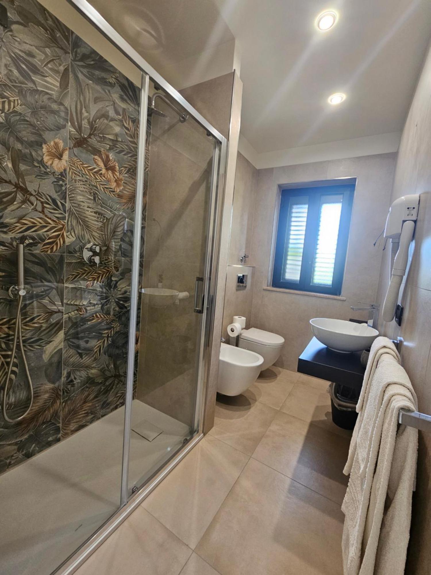 Villa Iris Giardini-Naxos Szoba fotó
